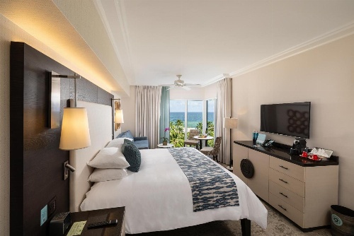 The Palms Hotel And Spa image 2